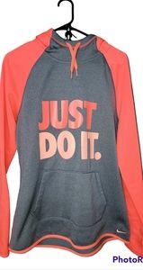 Nike Therma fit hoody